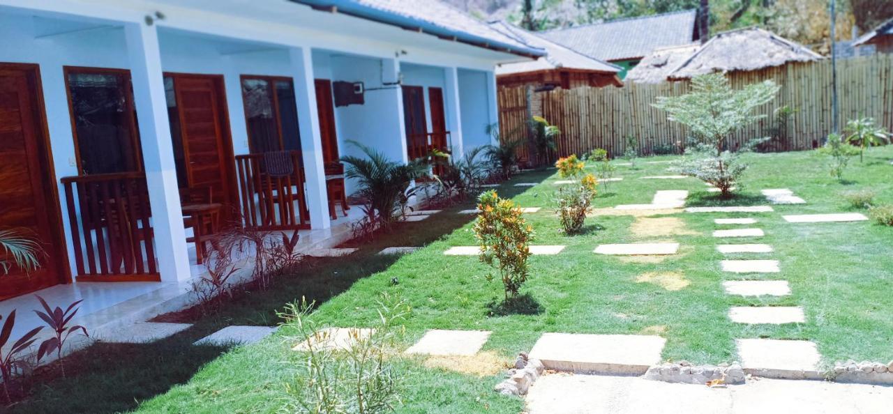 Elisa Homestay Areguling Kuta  エクステリア 写真
