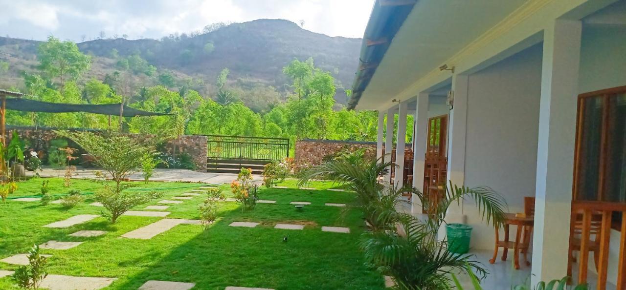 Elisa Homestay Areguling Kuta  エクステリア 写真