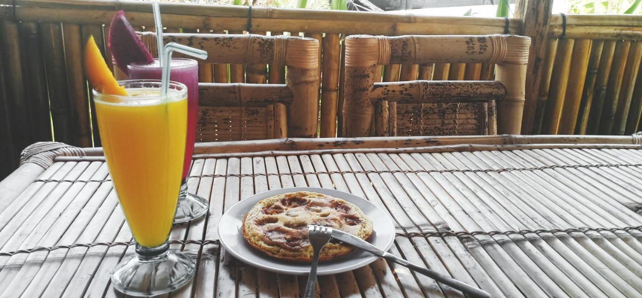 Elisa Homestay Areguling Kuta  エクステリア 写真